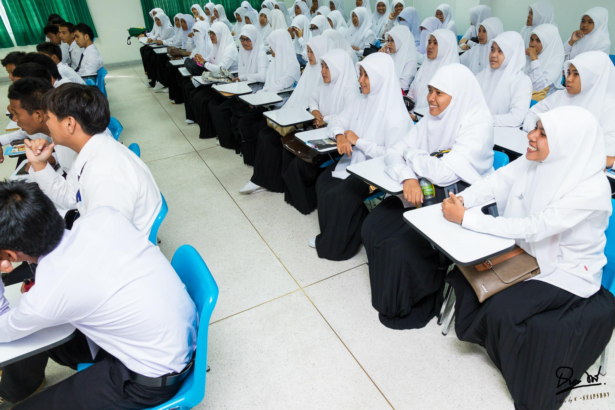 เปิดสอนระดับปริญญาตรี สาขาวิชาอิสลามศึกษา (หลักสูตรนานาชาติ)