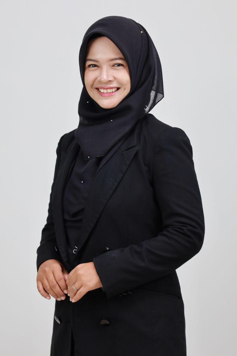 Miss Masnee Hayimayo